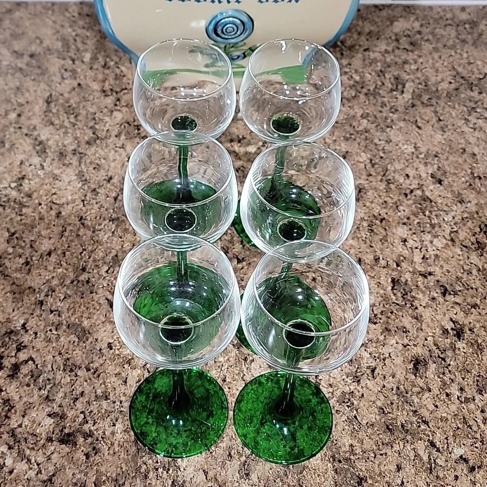 Vintage Luminarc Emerald Green MCM Stemmed Wine Glasses Set of 6